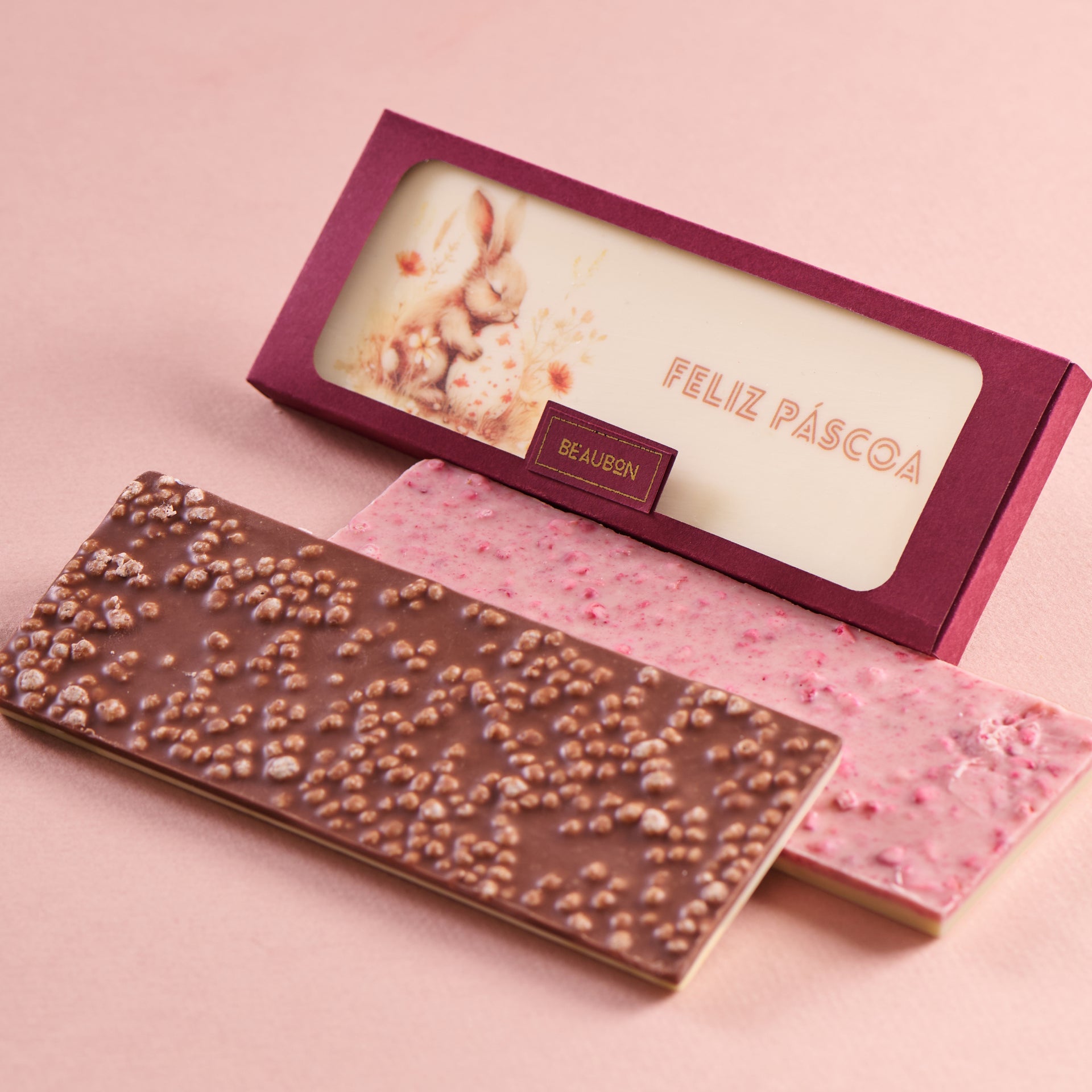 BARRA DE CHOCOLATE AO LEITE E BRANCO COM FLOCOS CROCANTES - EDIÇÃO PÁSCOA